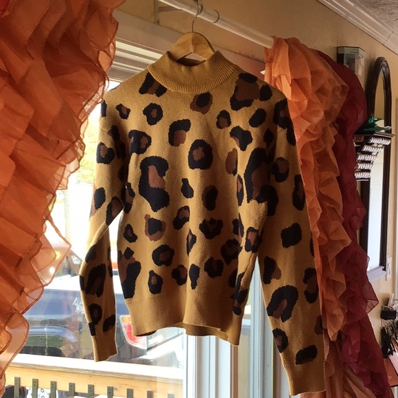 Who What Wear Mock Neck Sweater - Picture 4 of 15